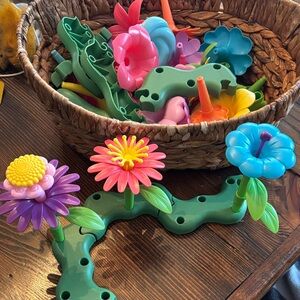 Colorful Flower Building Toy Set